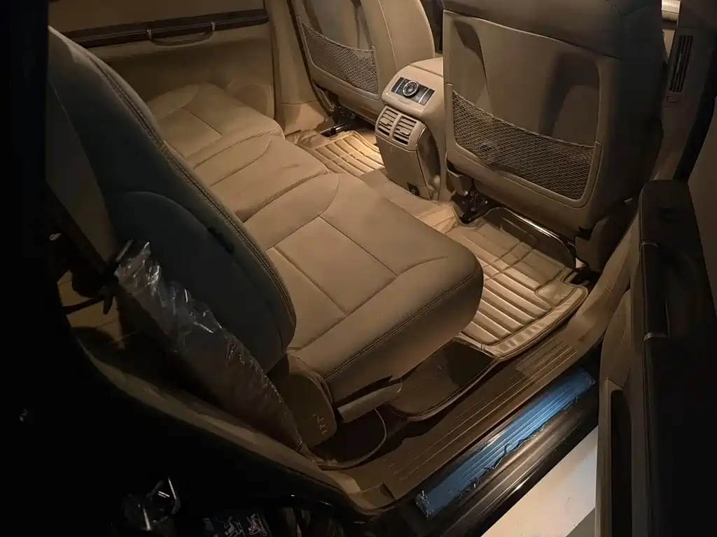 Mercedes-Benz R-Class — миниатюра 6