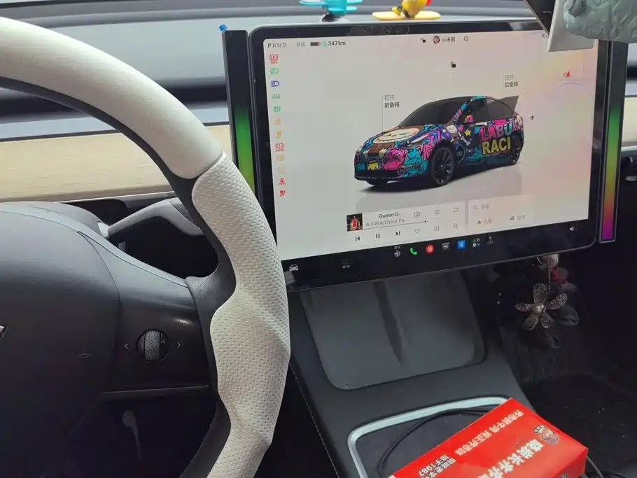 Tesla Model Y — миниатюра 13
