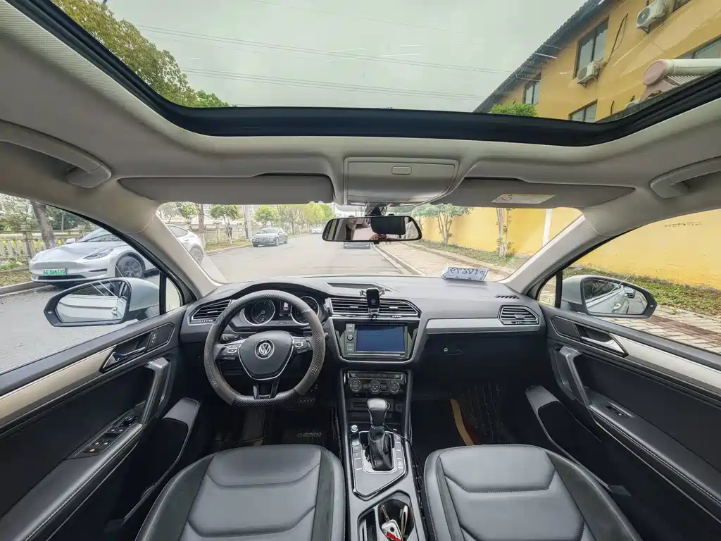 Volkswagen Tiguan L — миниатюра 6