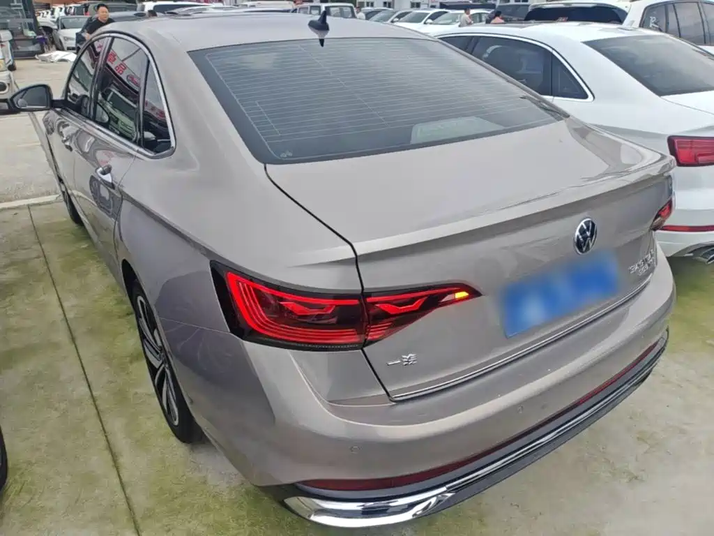 Volkswagen Sagitar — миниатюра 5
