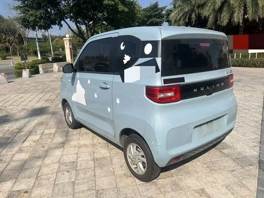 Wuling MINIEV — миниатюра 8