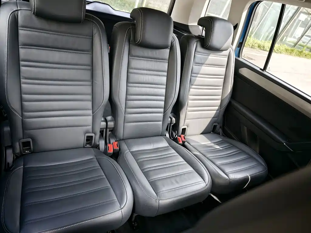 Volkswagen Touran — миниатюра 17