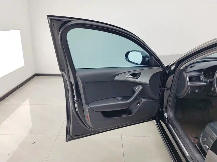 Audi A6L — миниатюра 7