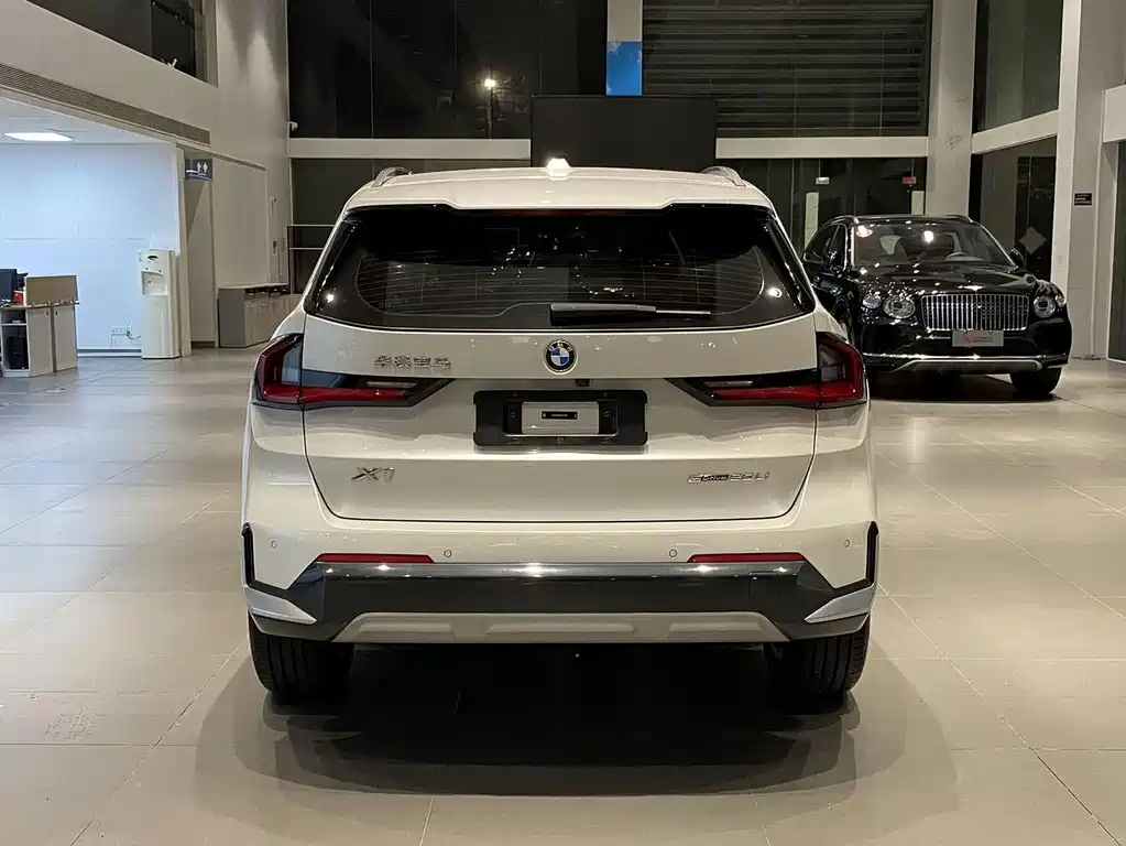 BMW X1 — миниатюра 5