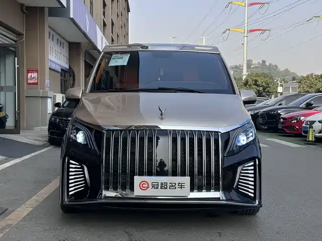 MERCEDES-BENZ VITO 2024