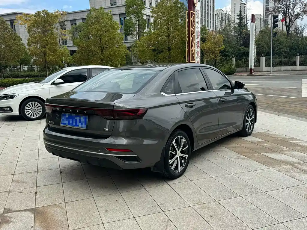 Geely Emgrand — миниатюра 4