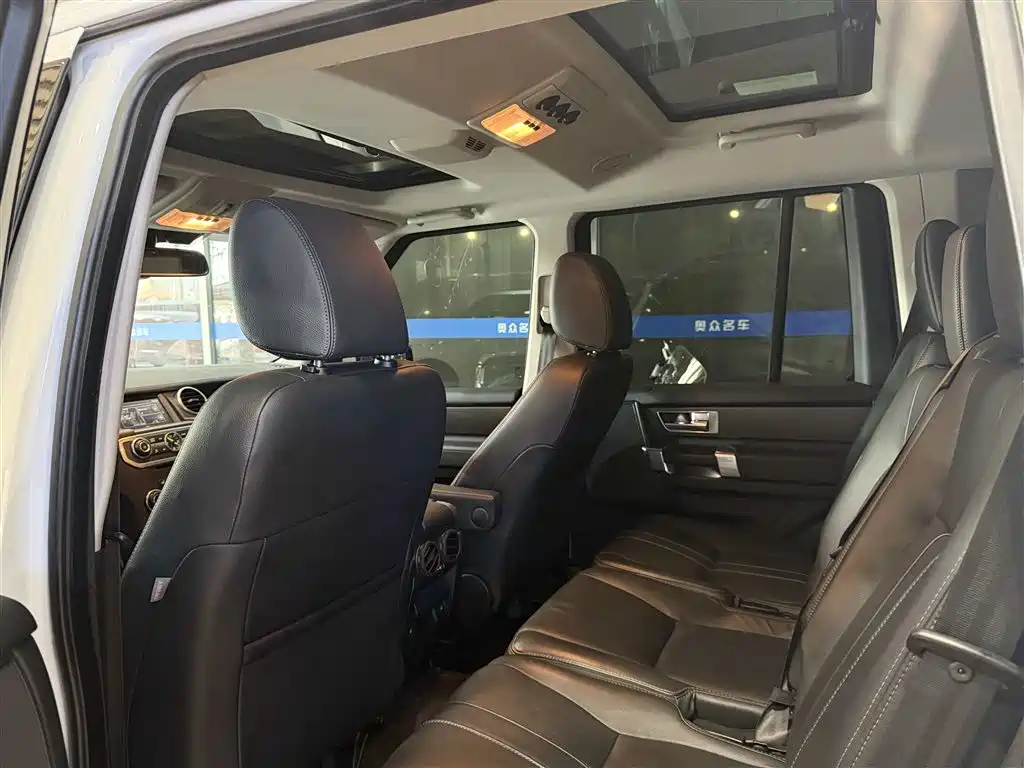 Land Rover Discovery 2016 3.0 SC HSE