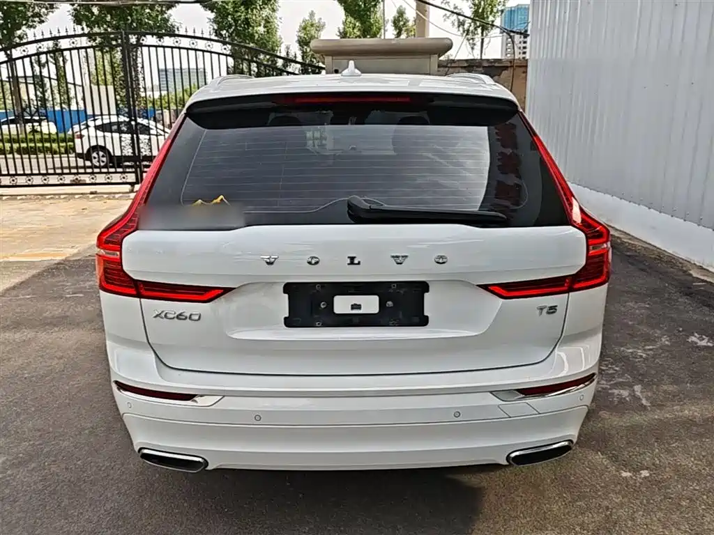 Volvo XC60 2021 T5 Luxury