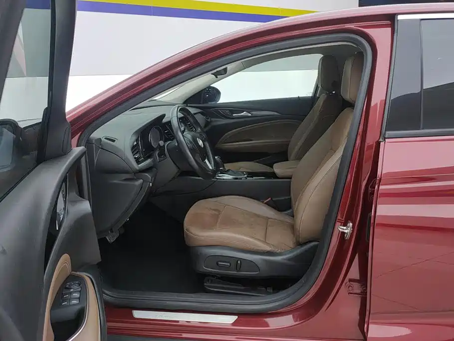 Buick Regal — миниатюра 9