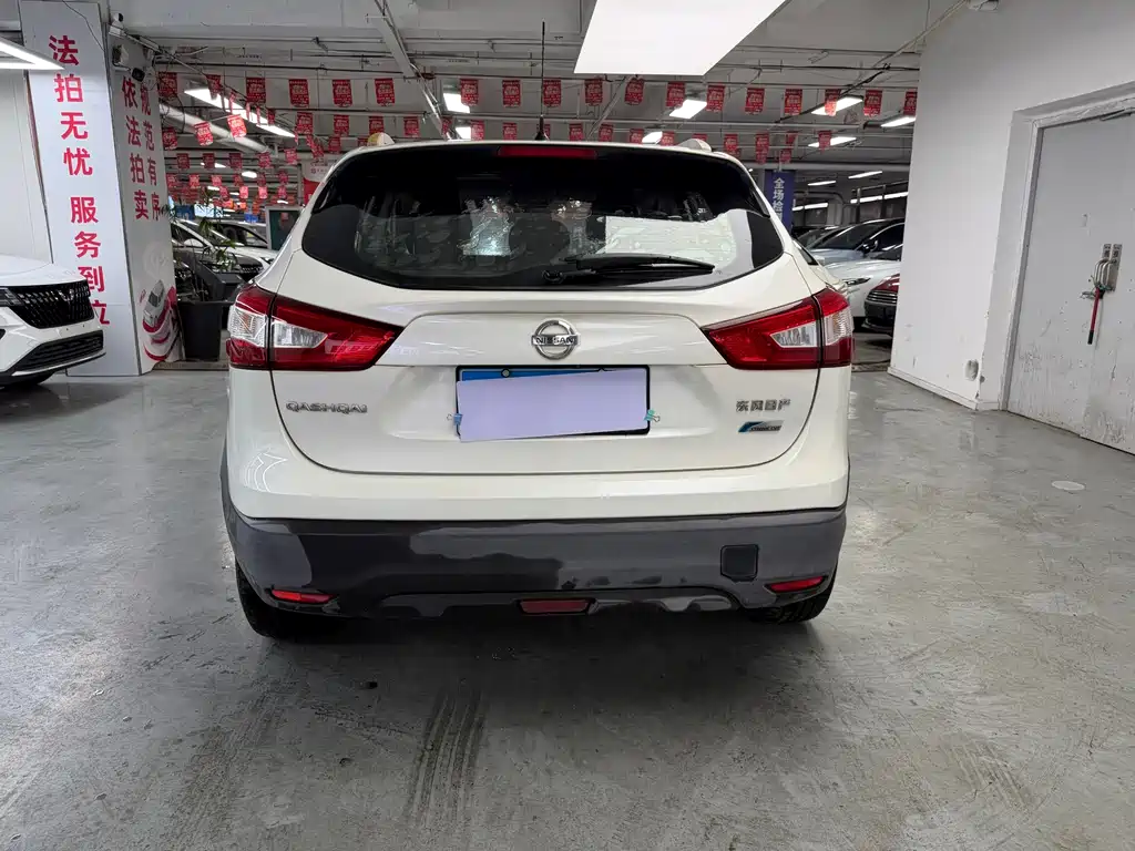 Nissan Qashqai — миниатюра 11