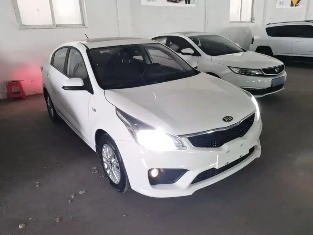 Kia K2 — миниатюра 4