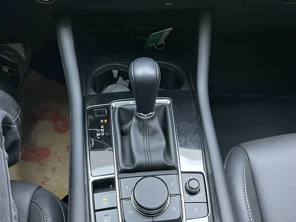 Mazda 3 Axela — миниатюра 12