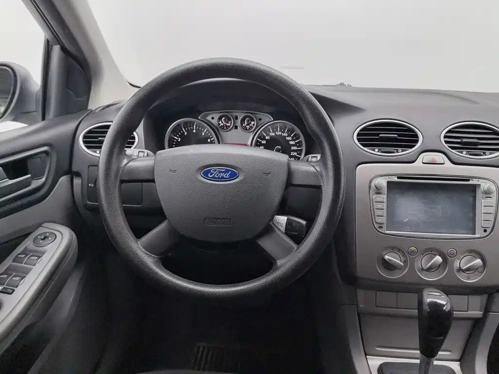 Ford Focus — миниатюра 11