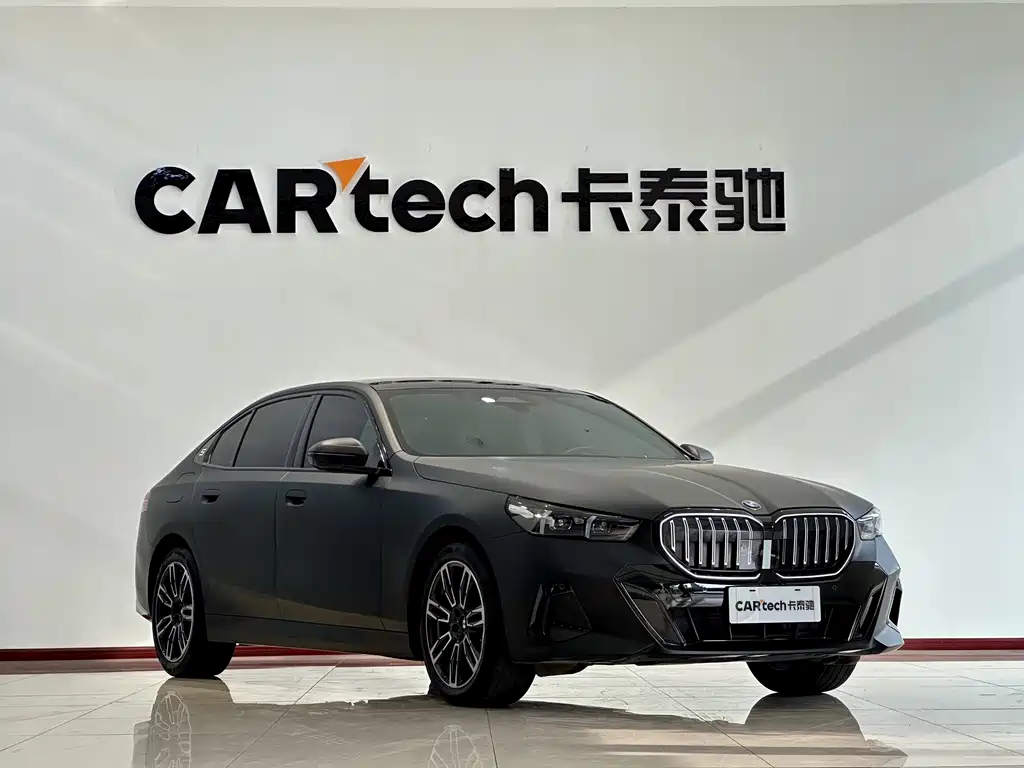 BMW 5 Series 5 2025 525Li M Sport
