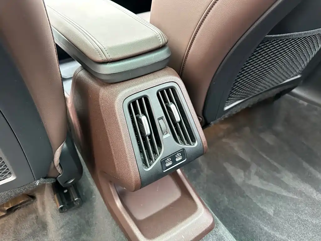BMW X1 — миниатюра 10