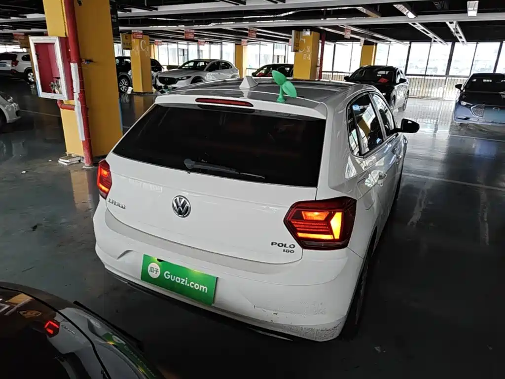 Volkswagen Polo — миниатюра 7