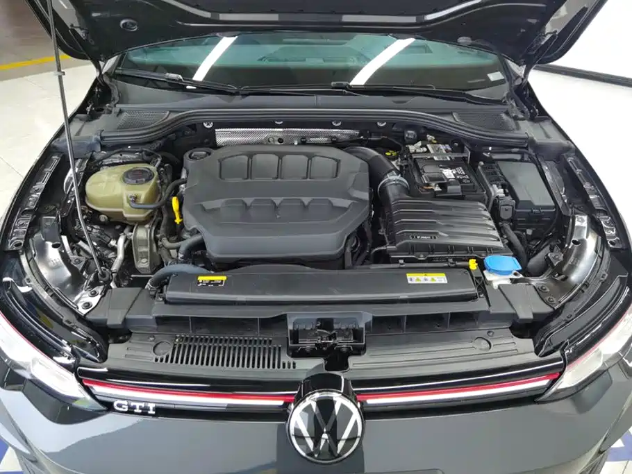 Volkswagen Golf GTI — миниатюра 10
