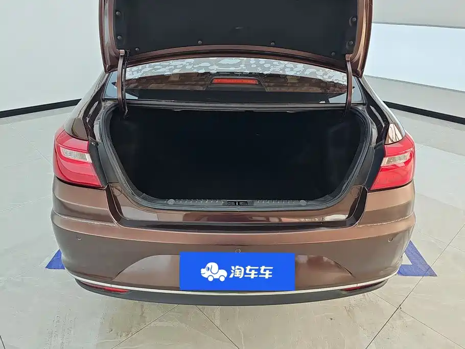 Geely Vision — миниатюра 4