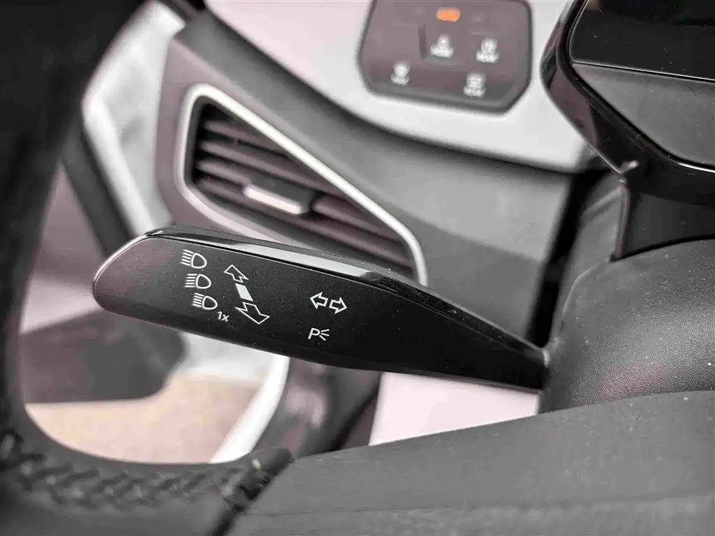 Volkswagen ID.3 — миниатюра 8