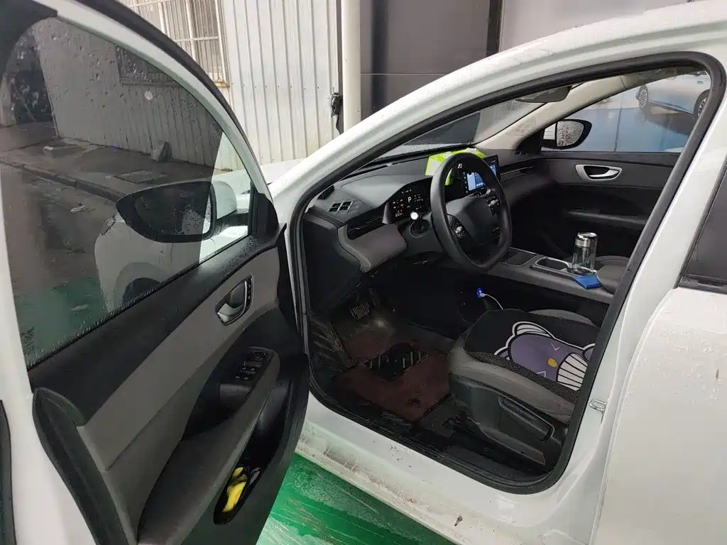 Roewe D6 — миниатюра 13