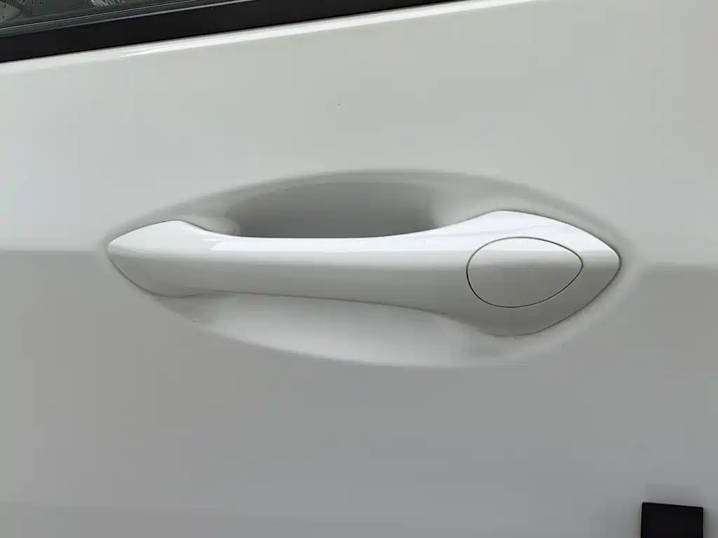 Buick Verano — миниатюра 18