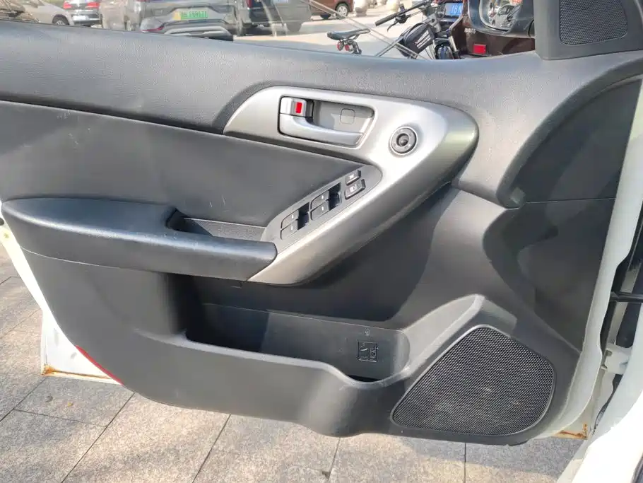 Kia Forte — миниатюра 7