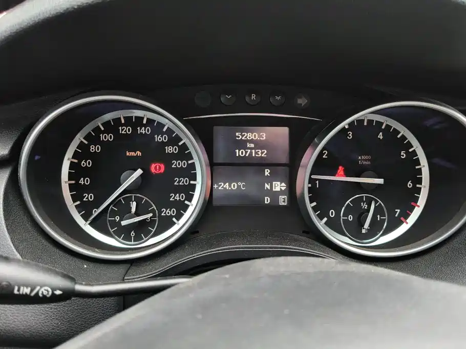 Mercedes-Benz R-Class — миниатюра 14