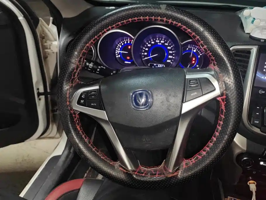 Changan Eado XT — миниатюра 15
