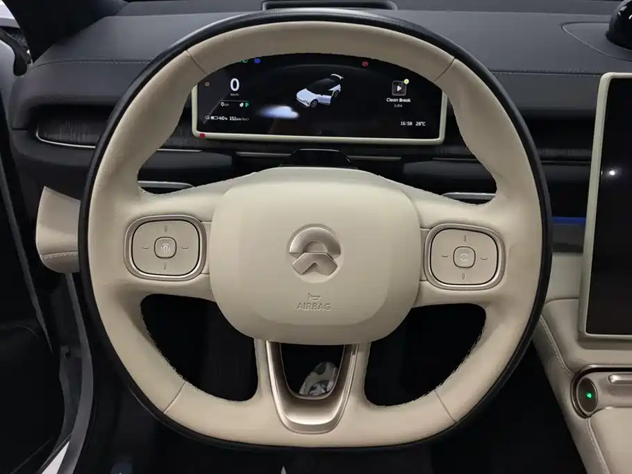 NIO ES6 — миниатюра 15