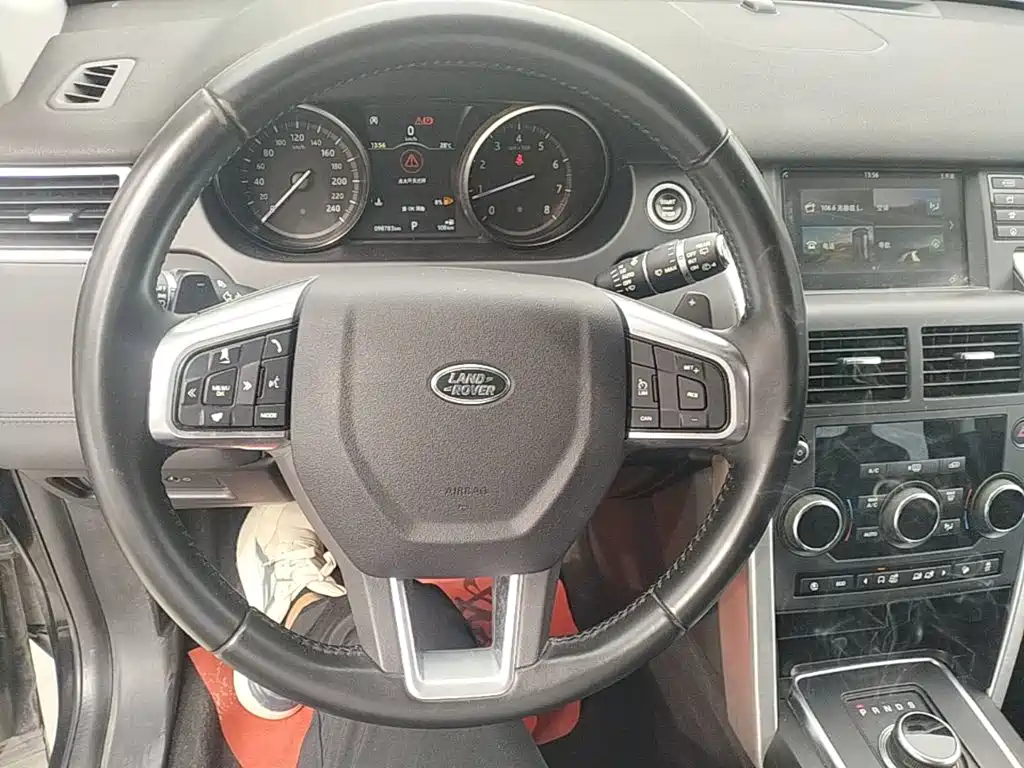 Land Rover Discovery Sport — миниатюра 11