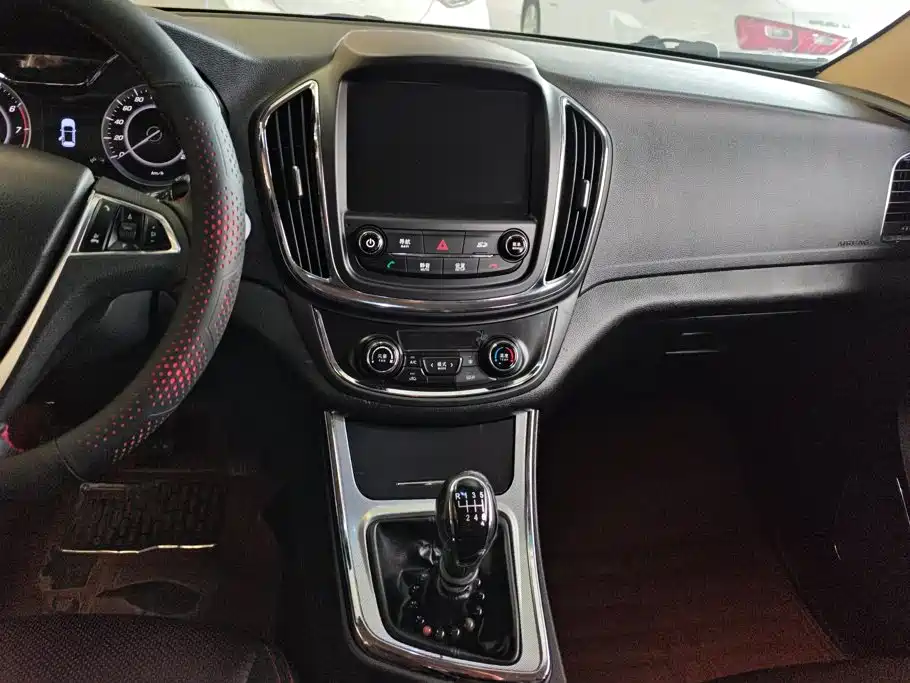 Baojun 560 — миниатюра 13