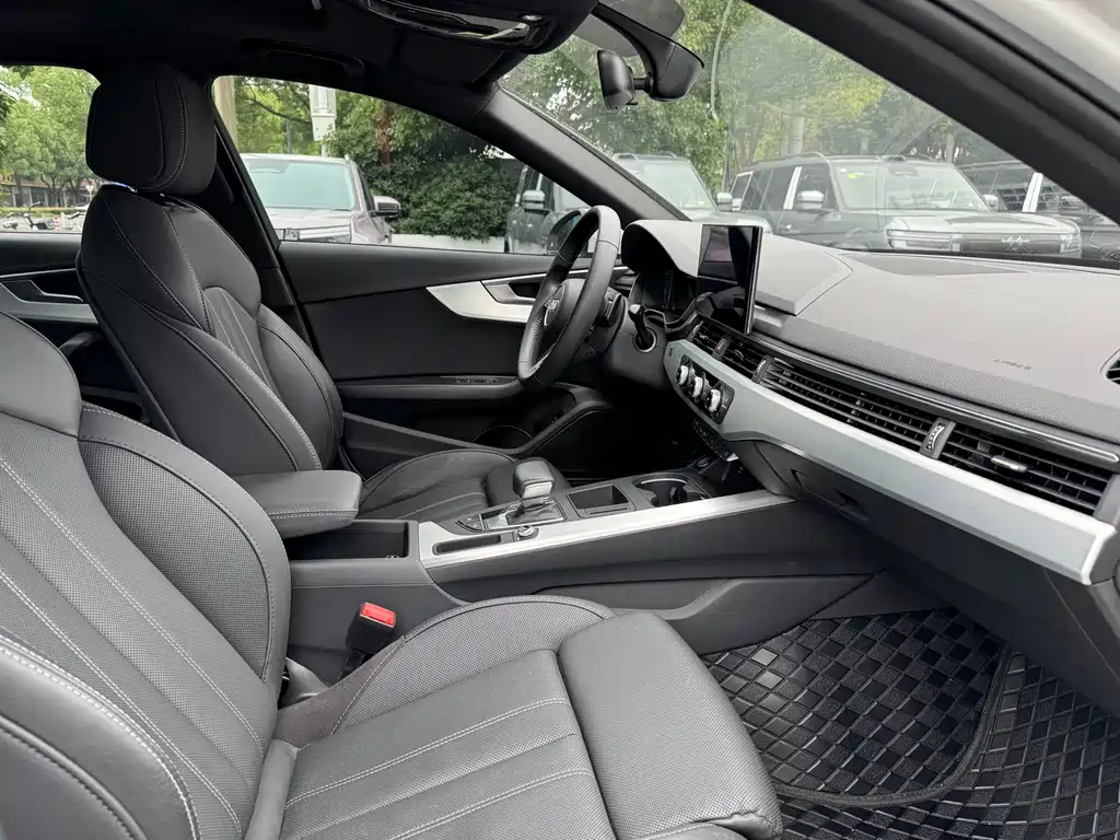 Audi A4L — миниатюра 14