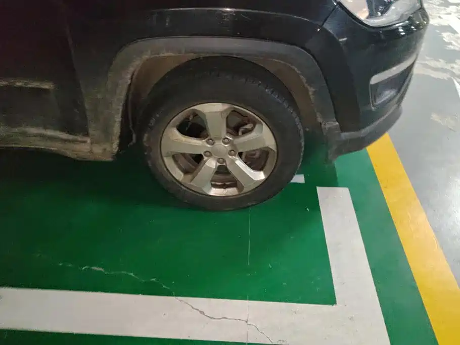 Jeep Compass — миниатюра 6