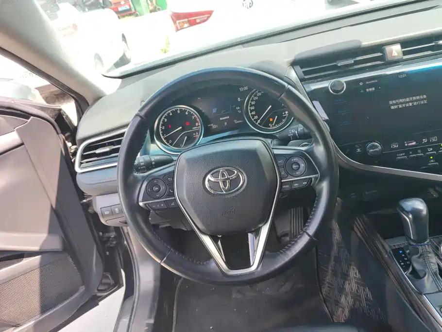 Toyota Camry — миниатюра 15