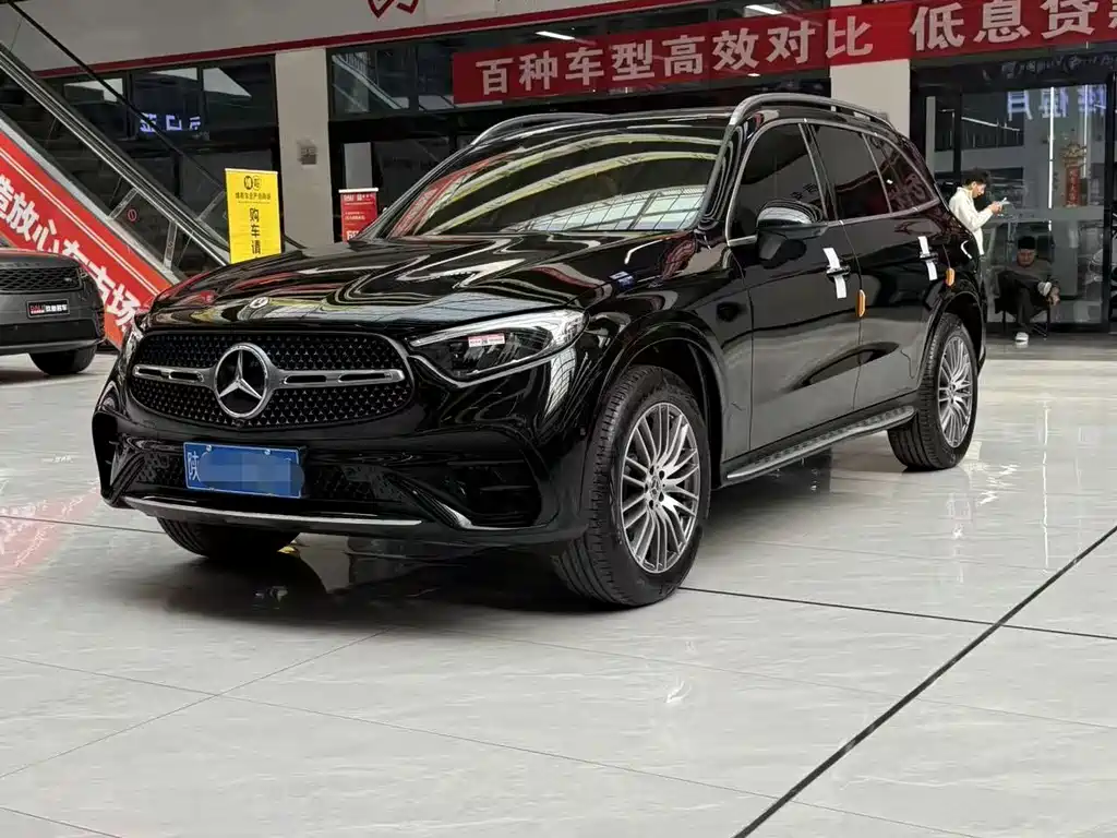 Mercedes-Benz GLC 2025