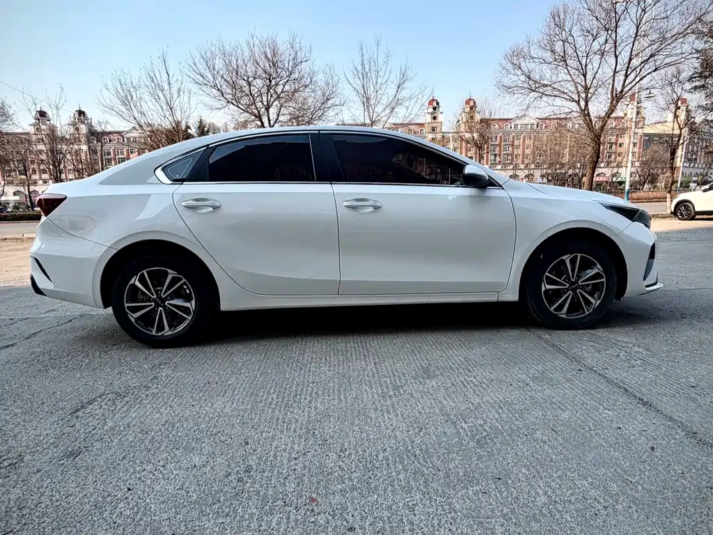 Kia K3 2023 1.5L CVT Luxury