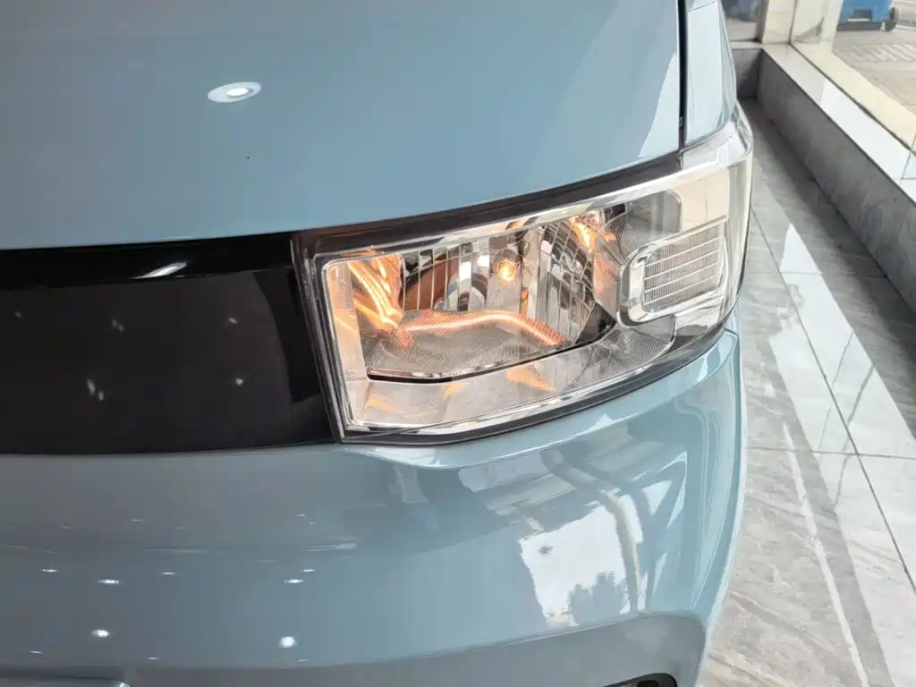Wuling MINIEV — миниатюра 24