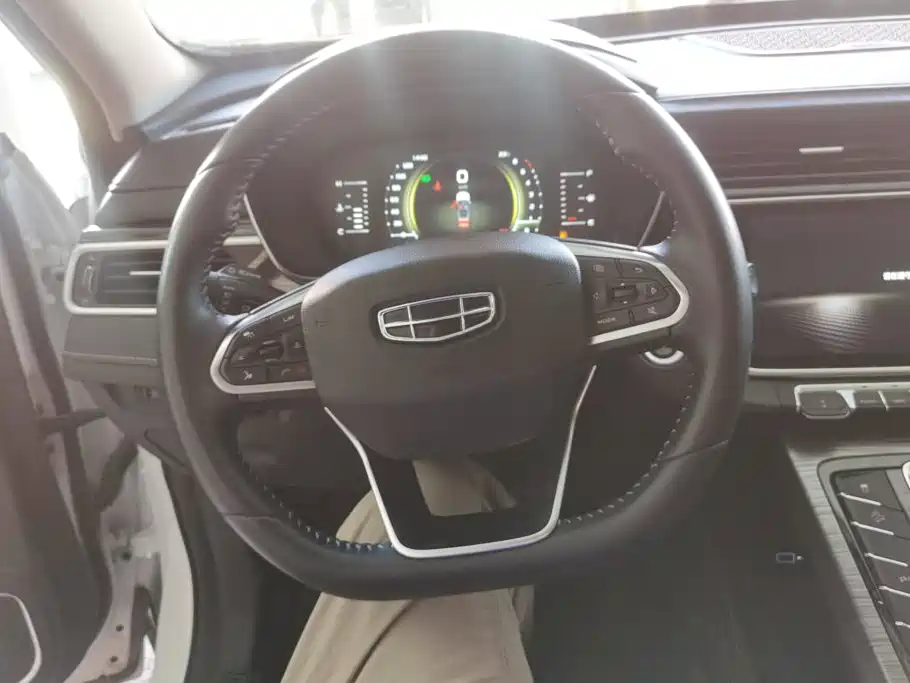 Geely Boyue — миниатюра 15