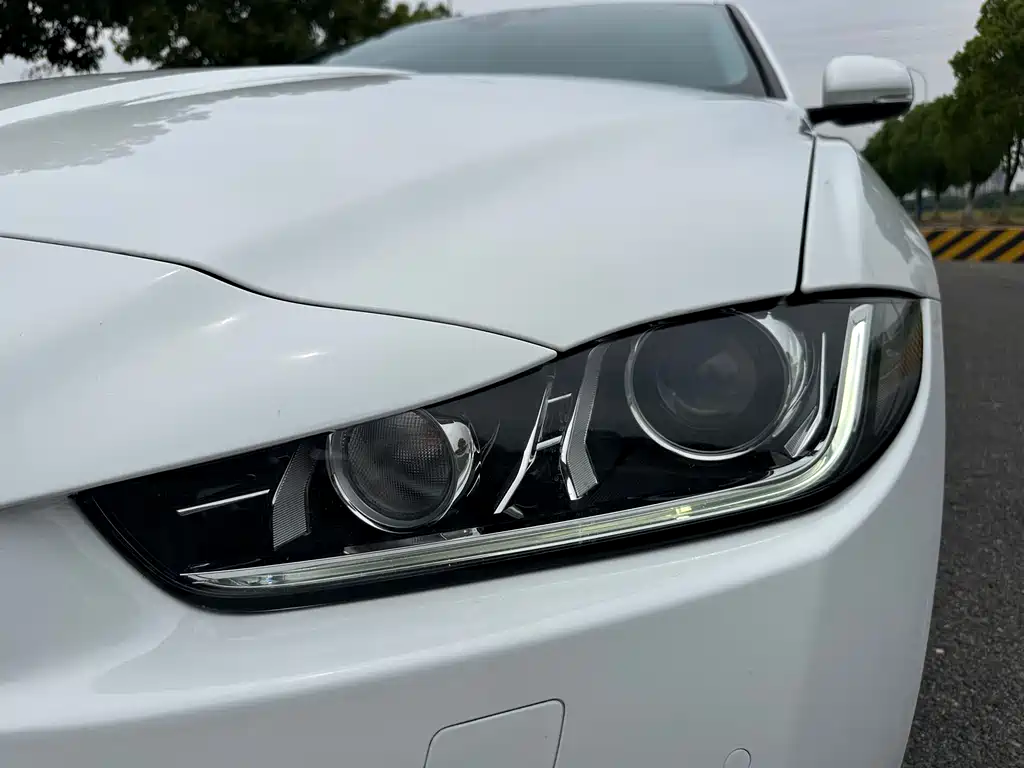 Jaguar XEL 2018 2.0T 200PS Premium