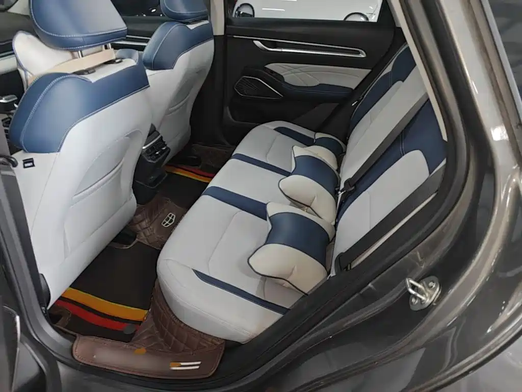 Geely Emgrand — миниатюра 17