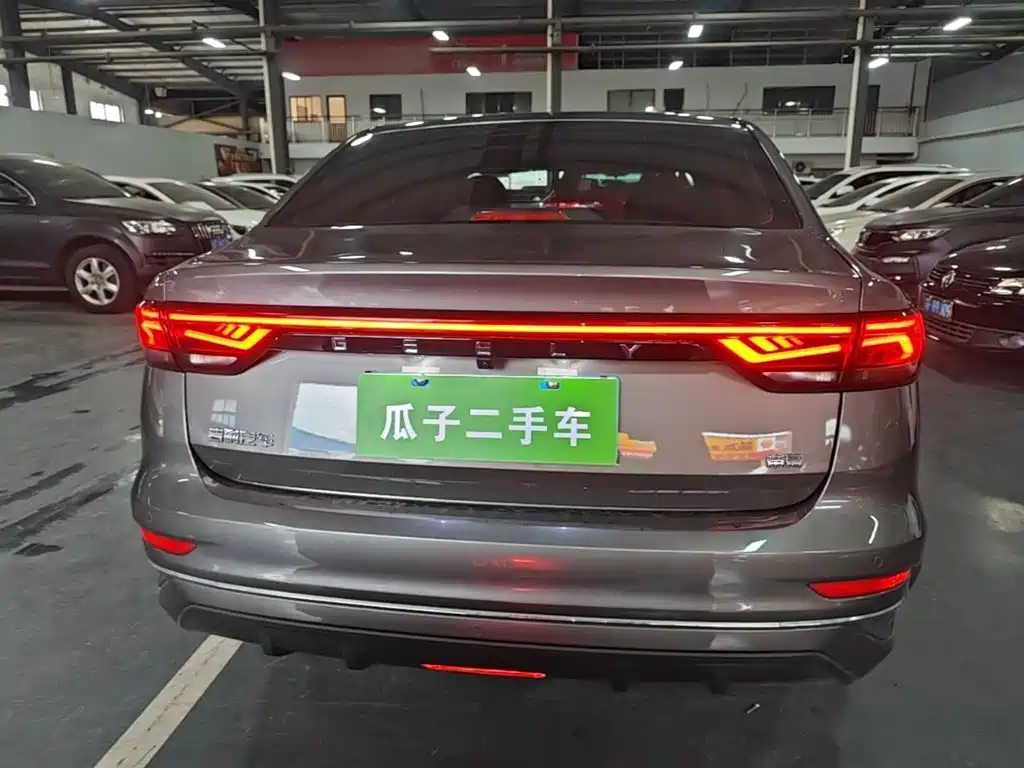 Geely Emgrand — миниатюра 6