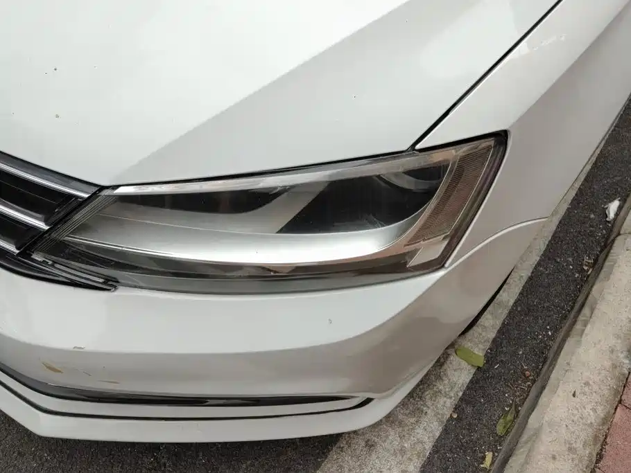 Volkswagen Sagitar — миниатюра 5