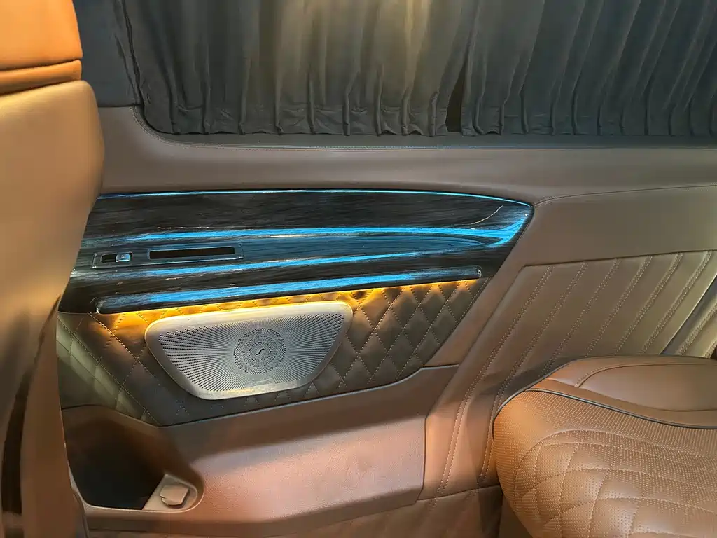 Mercedes-Benz Vito — миниатюра 25