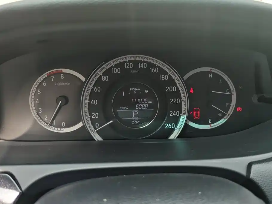 Honda Accord — миниатюра 14