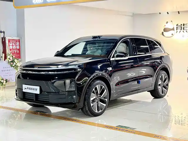 Li Auto IDEAL L6 2024
