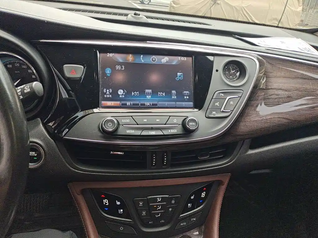 Buick Envision Plus — миниатюра 13