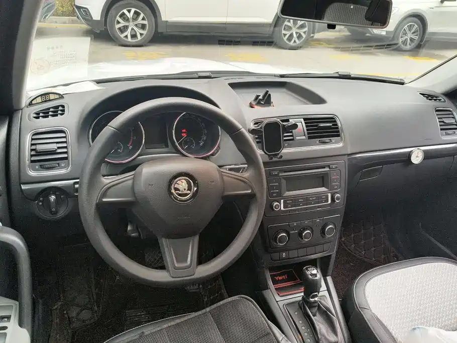 Skoda Yeti — миниатюра 12