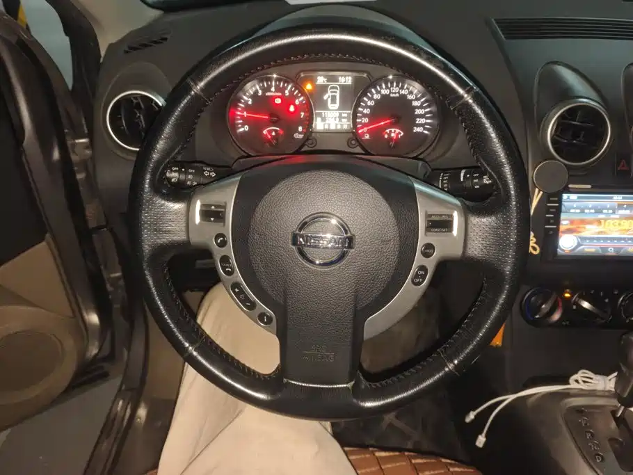Nissan Qashqai — миниатюра 15