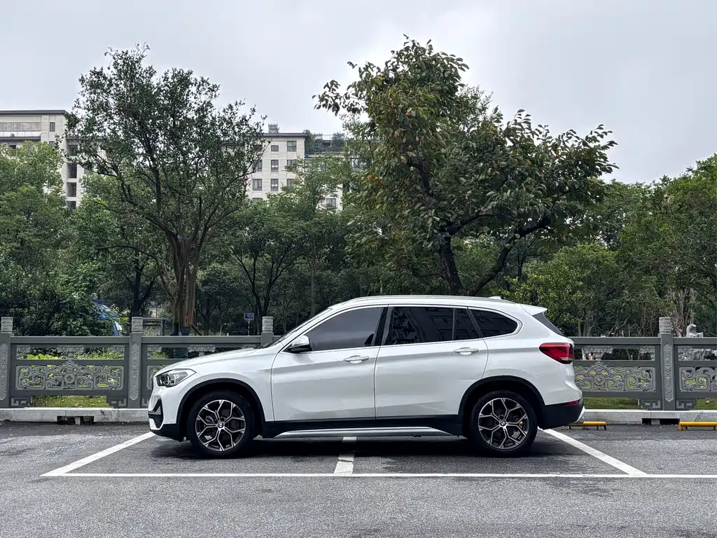 BMW X1 — миниатюра 3