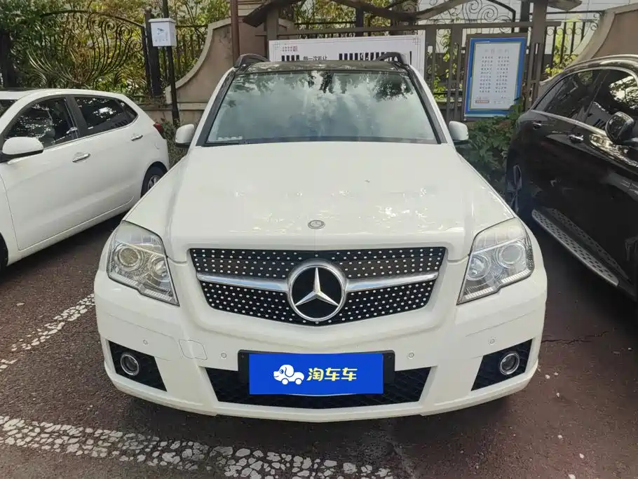 Mercedes-Benz GLK-Class (Import) — миниатюра 2
